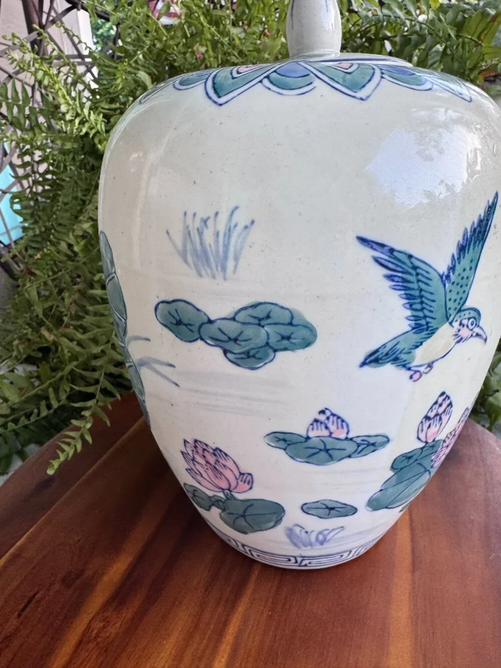 Vintage Chinese Chinoiserie Ginger Jar with Lotus Flower and Kingfisher